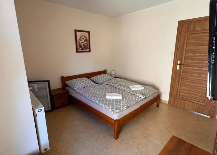 Pansiyon Surowe Wnetrze Miedzyzdroje